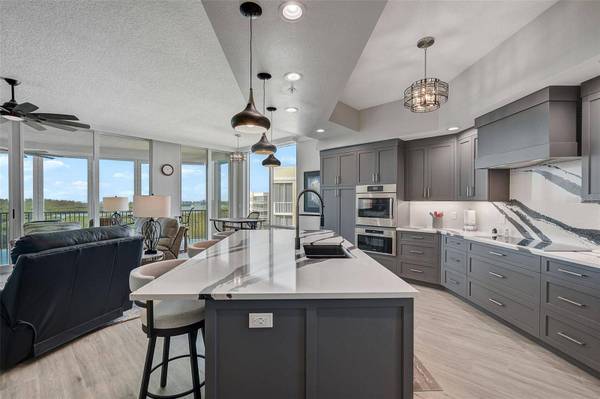 409 N POINT RD #804, Osprey, FL 34229