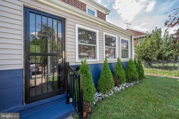 3039 ESSEX RD, Camden, NJ 08104