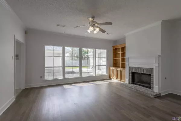 12822 MAGNOLIA CHASE DR, Baton Rouge, LA 70810