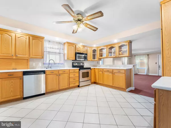 1332 CHERRY ST, Upper Chichester, PA 19061