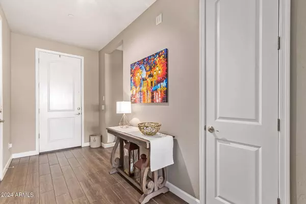 12626 W LOWDEN Road, Peoria, AZ 85383