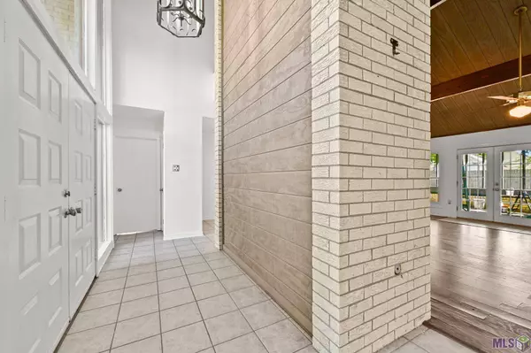 1730 S FLANNERY RD, Baton Rouge, LA 70816