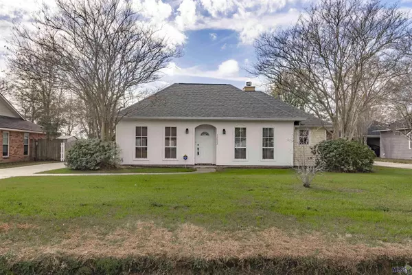 12822 MAGNOLIA CHASE DR, Baton Rouge, LA 70810