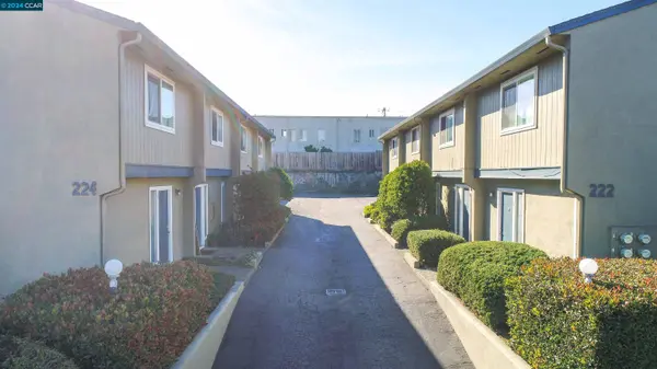 222 Cypress Ave, Marina, CA 93933