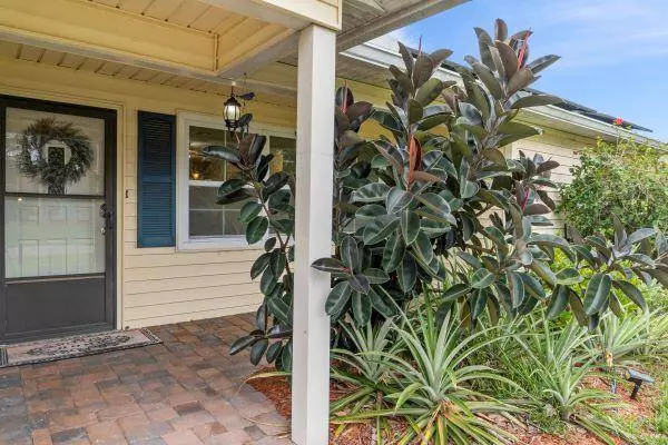 542 Quarry LN, Sebastian, FL 32958