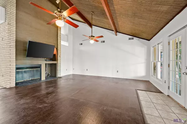 1730 S FLANNERY RD, Baton Rouge, LA 70816