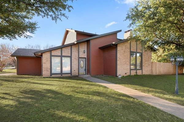 3000 Flamingo Circle, Southlake, TX 76092