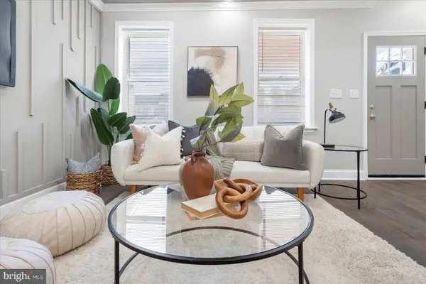 2412 KEYWORTH AVE, Baltimore, MD 21215