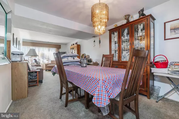 49 SUNSET DR, Clementon, NJ 08021