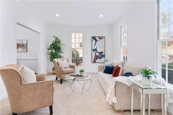 620 Fourth Fairway DR, Roswell, GA 30076