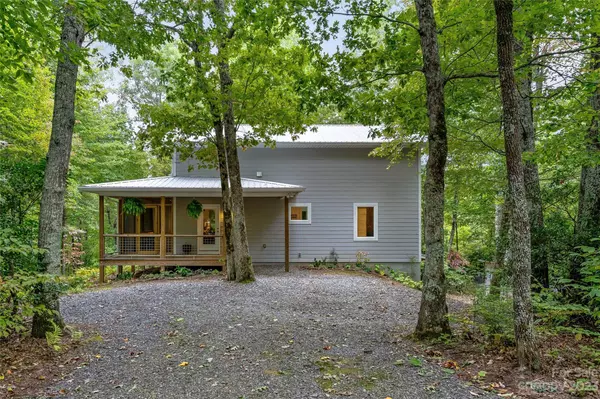 42 Elijah Hall RD, Black Mountain, NC 28711