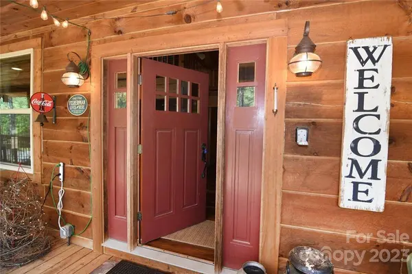 1642 Nob Hill LN, Collettsville, NC 28611