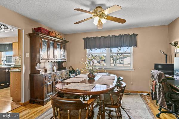 158 GANTTOWN RD, Blackwood, NJ 08012