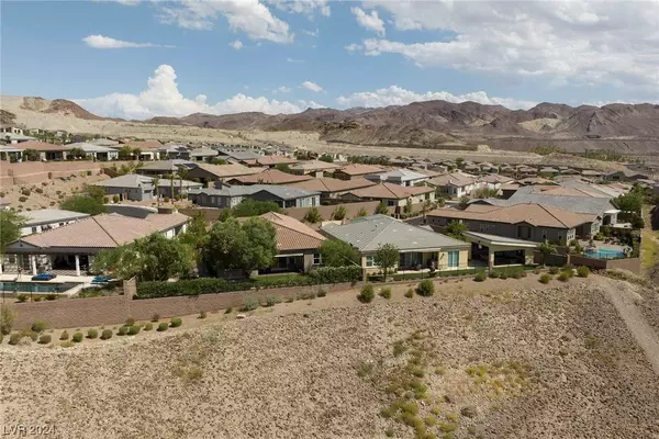 19 Via Tavolara, Henderson, NV 89011