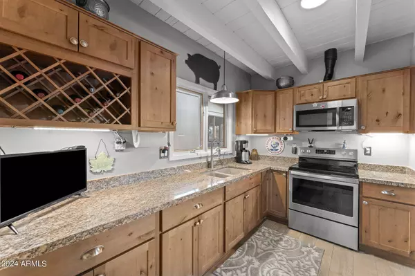 17558 W FOOTHILL Road, Yarnell, AZ 85362