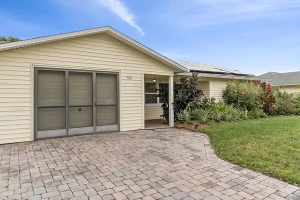 542 Quarry LN, Sebastian, FL 32958
