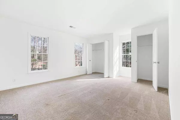 620 Fourth Fairway DR, Roswell, GA 30076