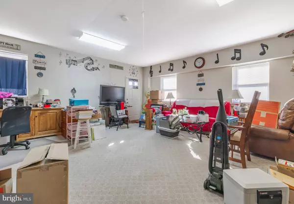 49 SUNSET DR, Clementon, NJ 08021