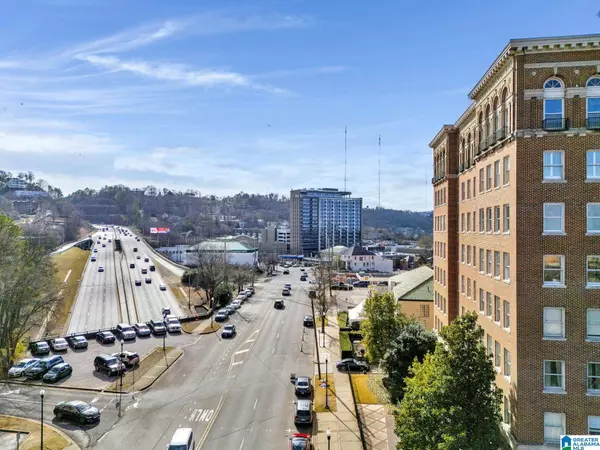 2250 HIGHLAND AVENUE #64, Birmingham, AL 35205