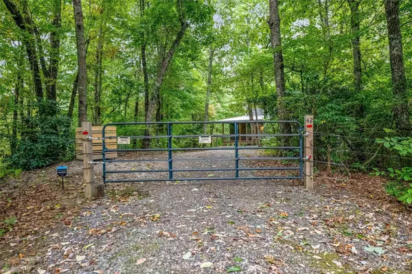 42 Elijah Hall RD, Black Mountain, NC 28711