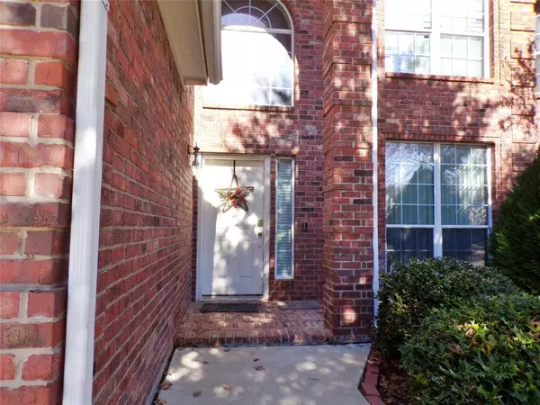 2813 Fossil Run Boulevard, Fort Worth, TX 76131