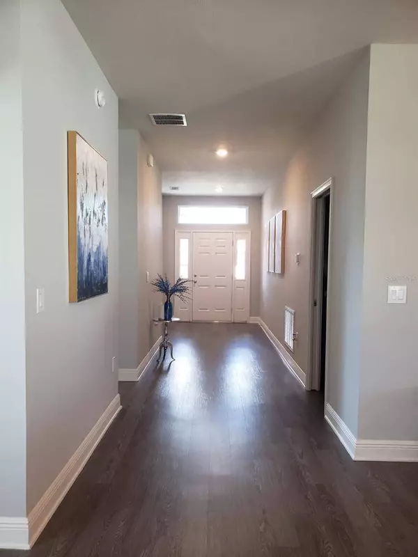 330 TRAVELERS CREEK DR, Auburndale, FL 33823