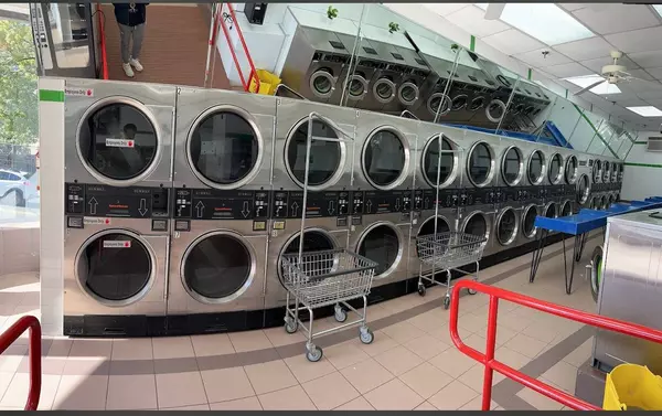 441 Castleton Ave, Staten Island, NY 10301