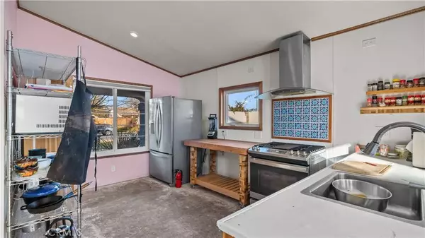 5817 Summer Country DR, Bakersfield, CA 93313