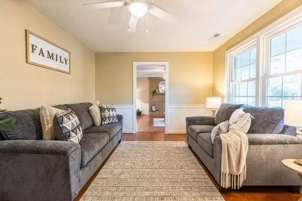 25 Branch St, Manning, SC 29102