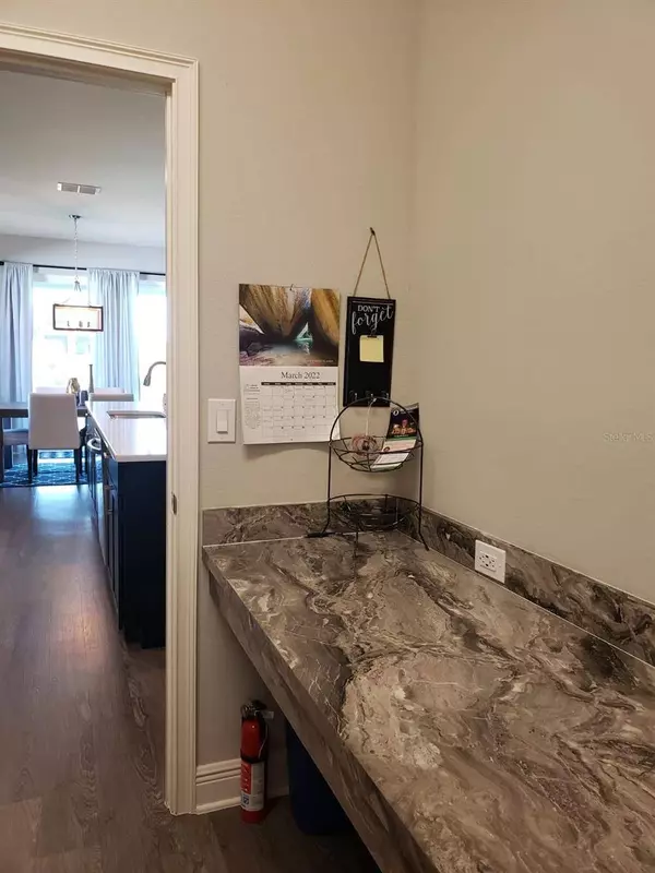 330 TRAVELERS CREEK DR, Auburndale, FL 33823