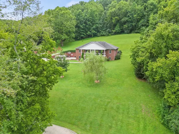 113 Agee Branch Ln, Hickman, TN 38567