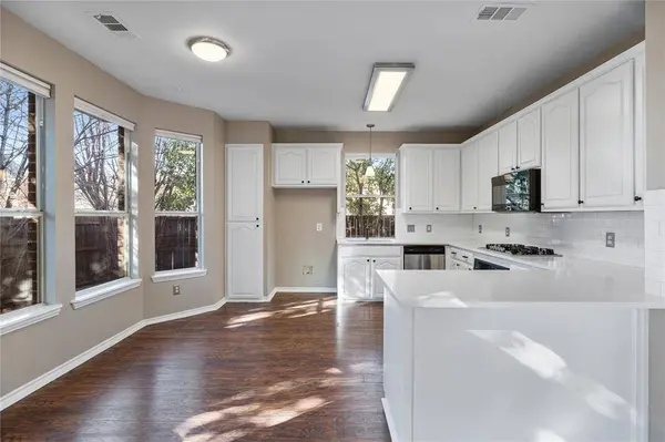 1809 Mount Vernon Court, Flower Mound, TX 75028