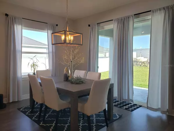 330 TRAVELERS CREEK DR, Auburndale, FL 33823