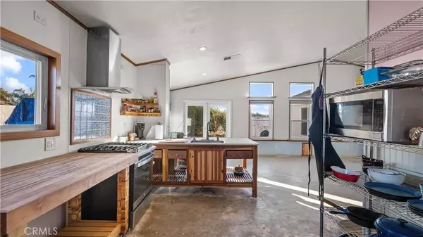 5817 Summer Country DR, Bakersfield, CA 93313