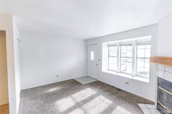 9633 W Chatfield AVE #F, Littleton, CO 80128