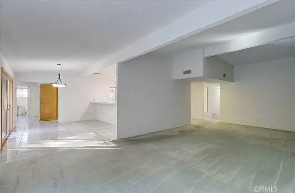 21806 Ybarra RD, Woodland Hills, CA 91364