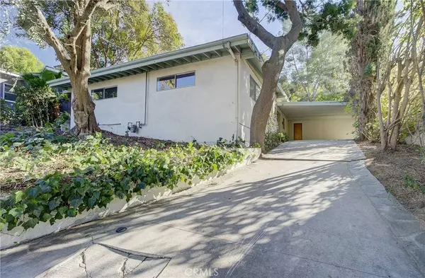 21806 Ybarra RD, Woodland Hills, CA 91364