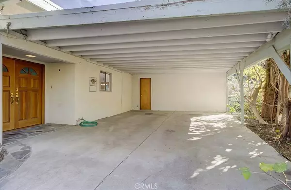 21806 Ybarra RD, Woodland Hills, CA 91364