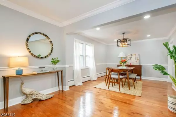 85 Scoles Ave, Clifton City, NJ 07012