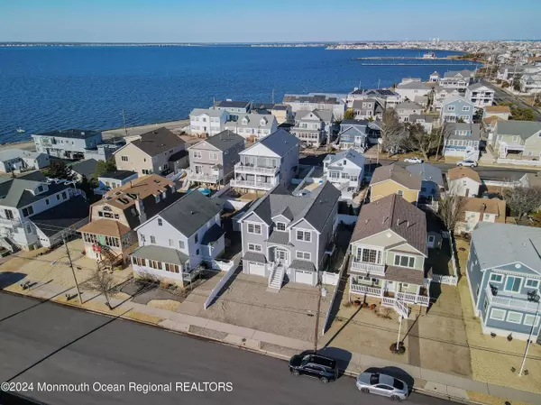 212 12th Avenue, Seaside Park, NJ 08752