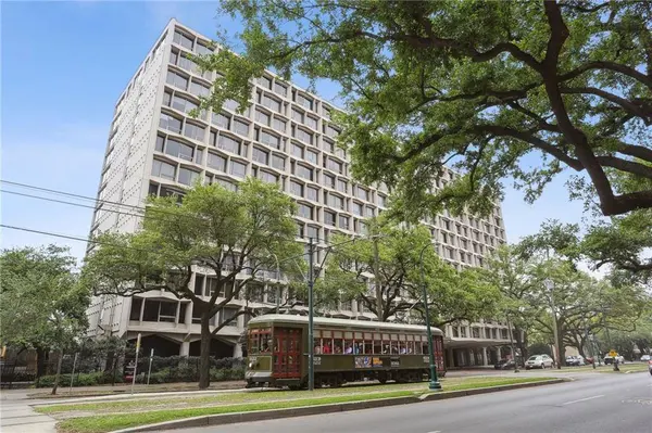 2100 ST CHARLES AVE #2G, New Orleans, LA 70130