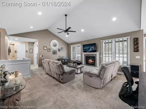 2257 White Hawk Trail, Howell, MI 48843