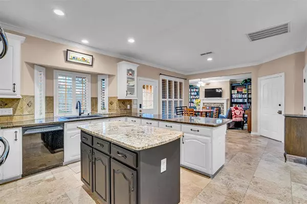 8600 Olympia Trace Circle, Fort Worth, TX 76244