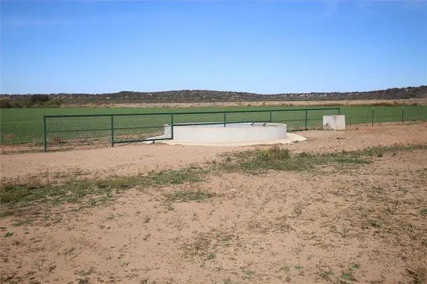 310 S County Road 432, Mullin, TX 76864