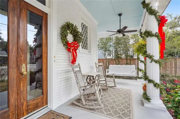 2037 S CARROLLTON AVE, New Orleans, LA 70118