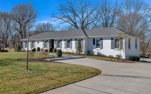 200 Gilbert Dr, Franklin, TN 37064