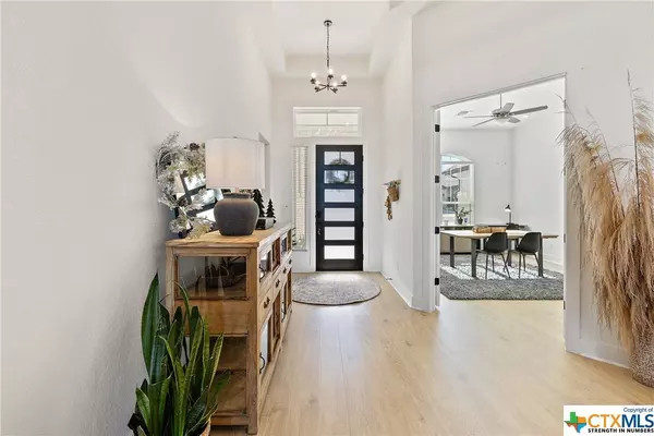 600 Mallow RD, Leander, TX 78641