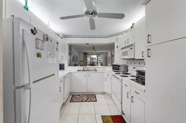 9575 Weldon CIR C313, Tamarac, FL 33321