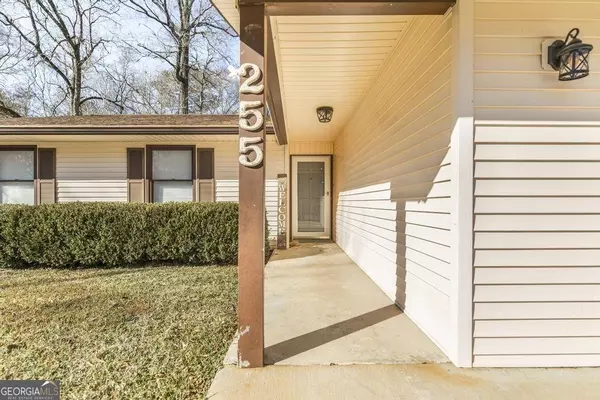 255 Jefferson CIR, Macon, GA 31220