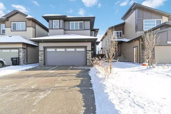 7412 CHIVERS CR SW, Edmonton, AB T6W 4M2